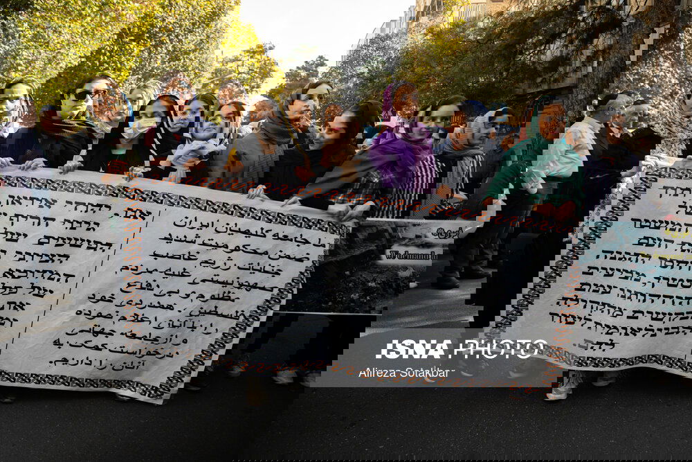 הקהילה היהודית באיראן בהפגנה למען עזה