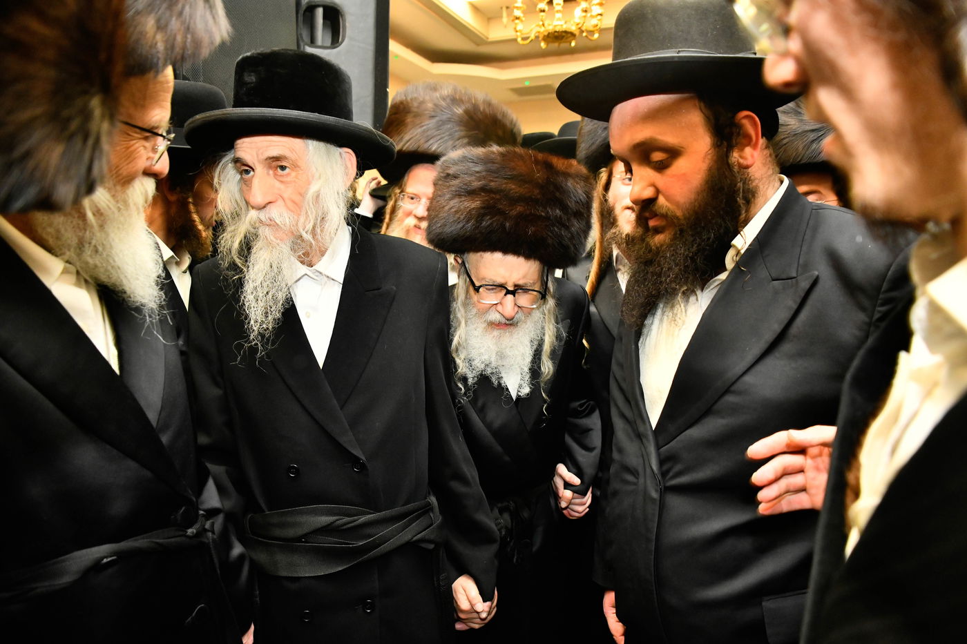 האדמו"ר מאמשינוב בחתונה בבני ברק