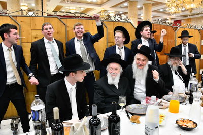 שמחת נישואי נכדת הגר"י זילברשטיין