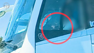 "הגזים": נהג אוטובוס עמוס נוסעים התבקש לעצור - ואז השוטר הופיע