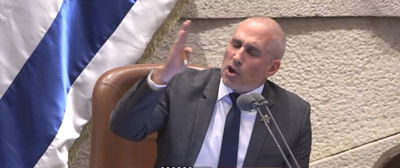 מתקפה במליאה על השופט עמית: "עבריין בנייה, אני בז לאיש הזה"