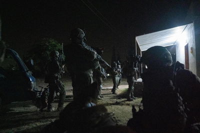 בפעילות מיוחדת בדרום סוריה: כוח צה״ל עצר חוליית מחבלים איראנית