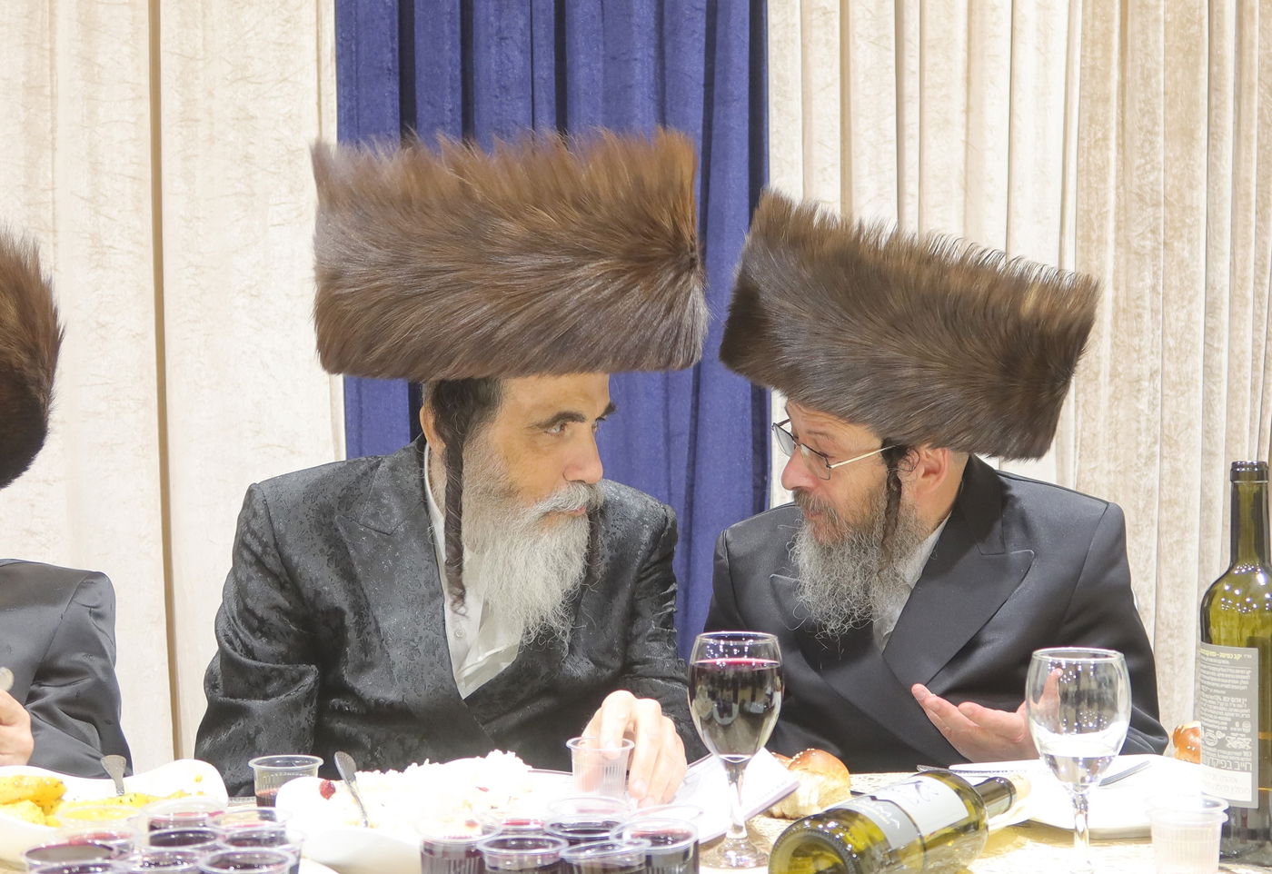 שמחת נישואי בן גאב"ד זוועהיל