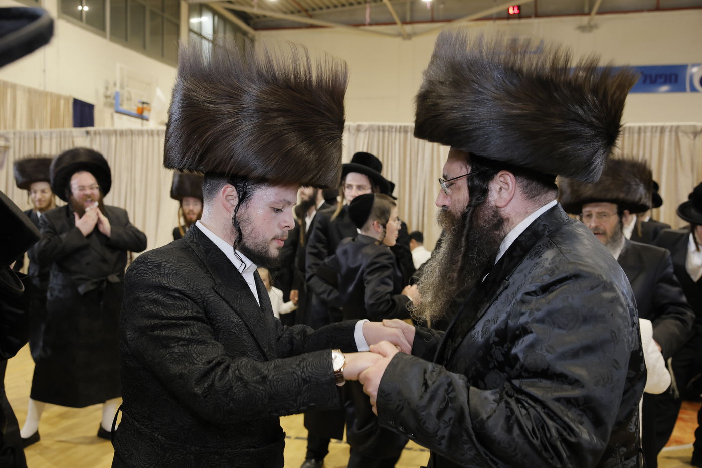 שמחת נישואי בן גאב"ד זוועהיל