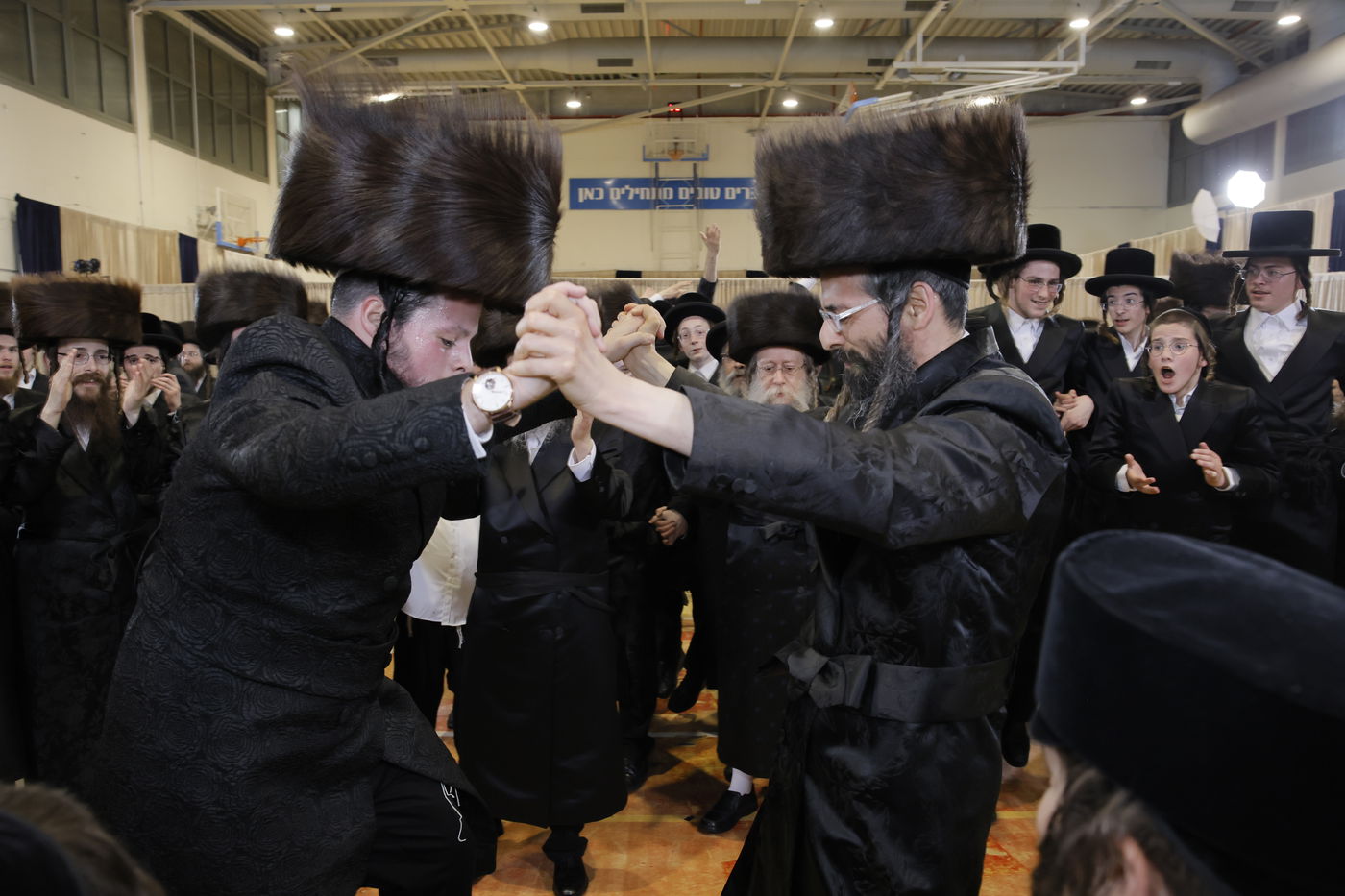 שמחת נישואי בן גאב"ד זוועהיל