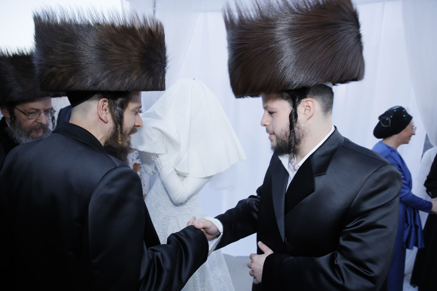 שמחת נישואי בן גאב"ד זוועהיל