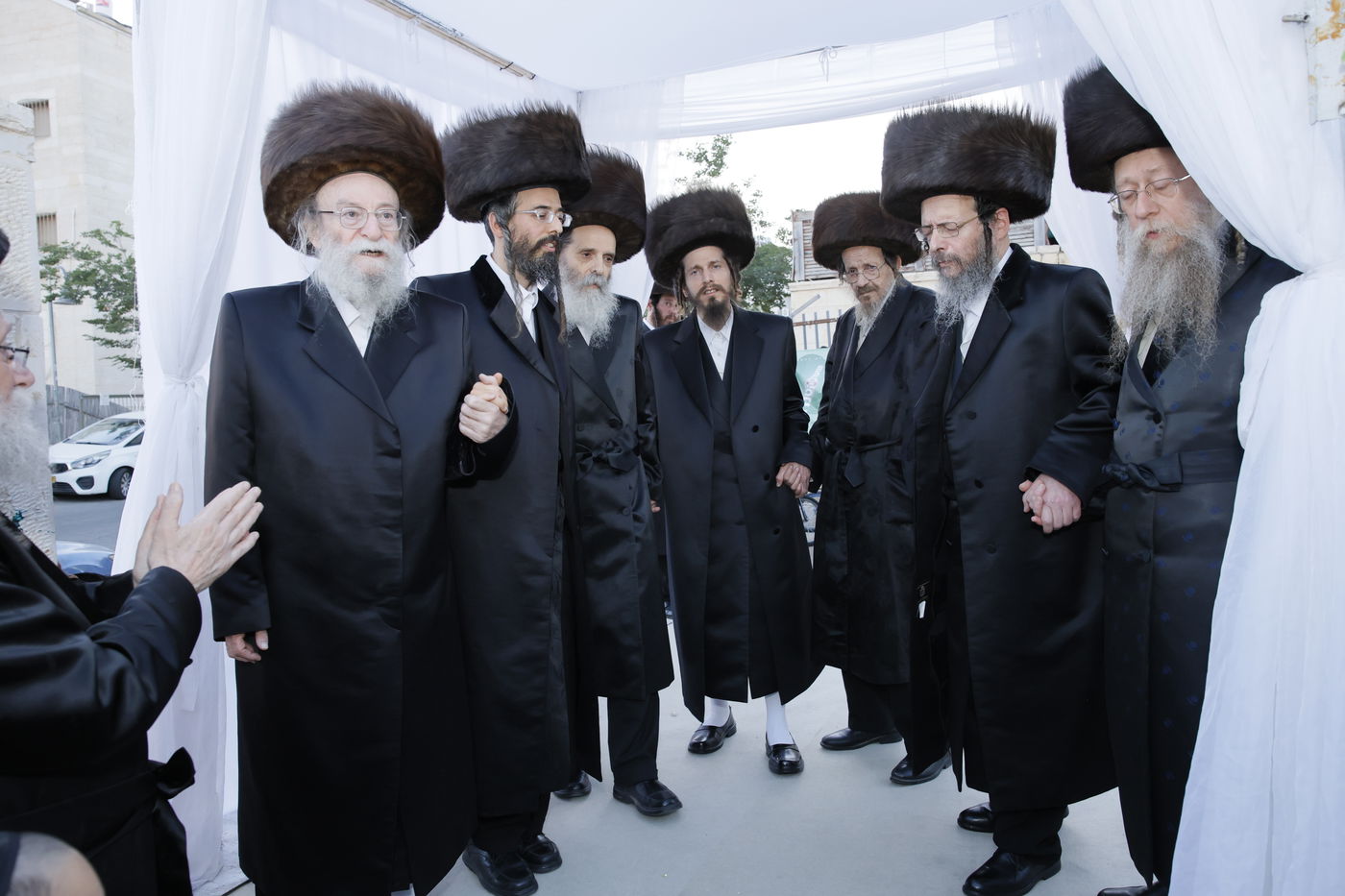 שמחת נישואי בן גאב"ד זוועהיל