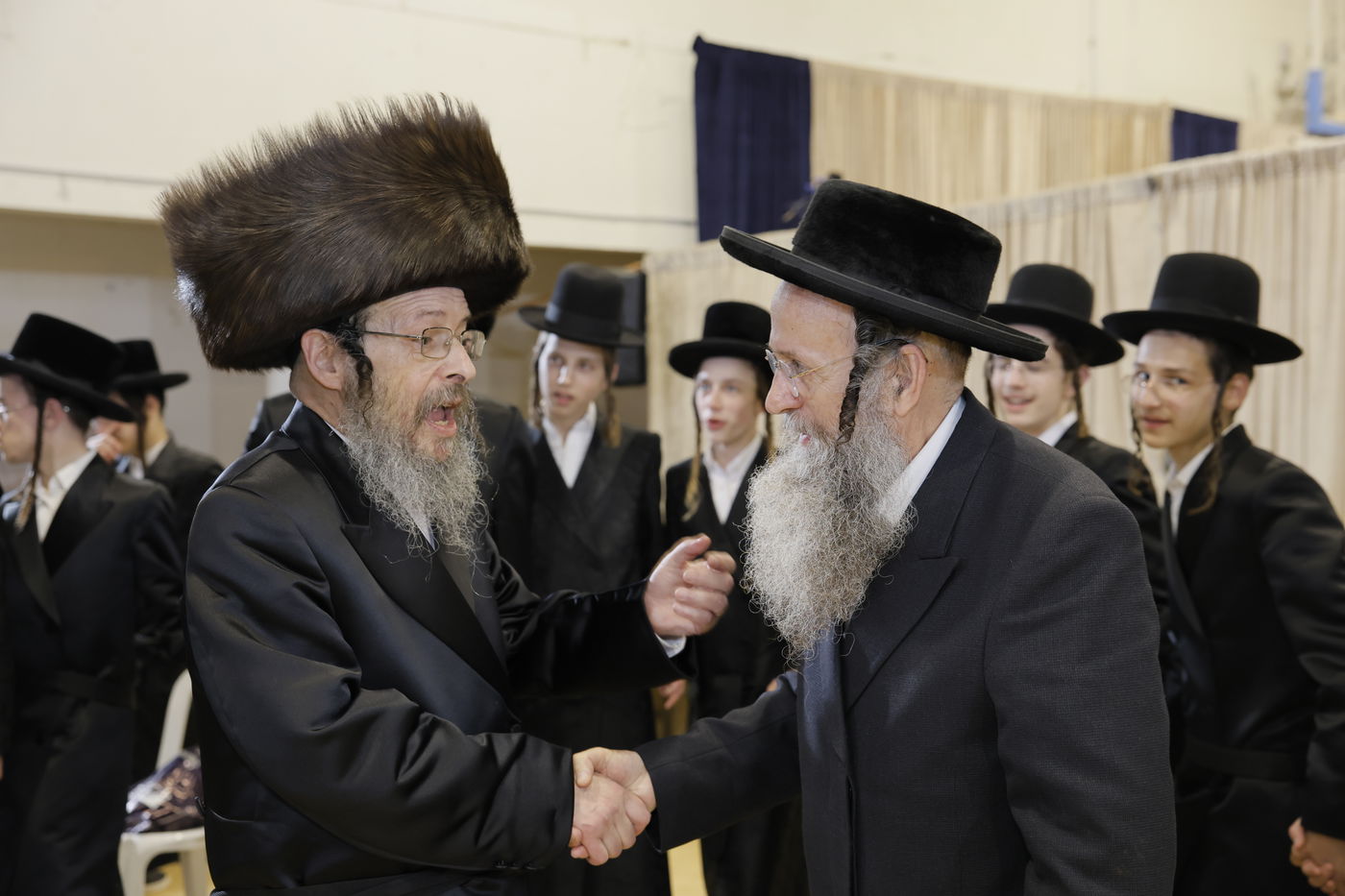 שמחת נישואי בן גאב"ד זוועהיל