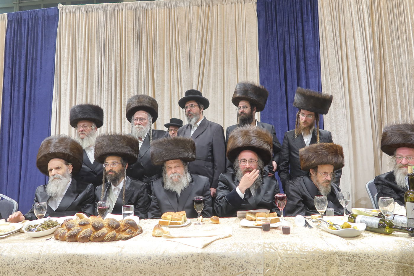 שמחת נישואי בן גאב"ד זוועהיל