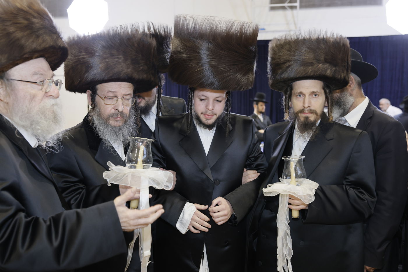 שמחת נישואי בן גאב"ד זוועהיל