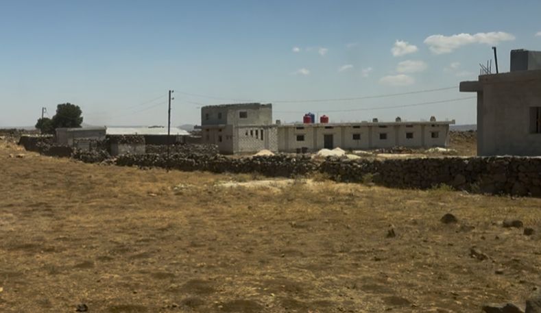 הבתים של המקומיים בדרום סוריה