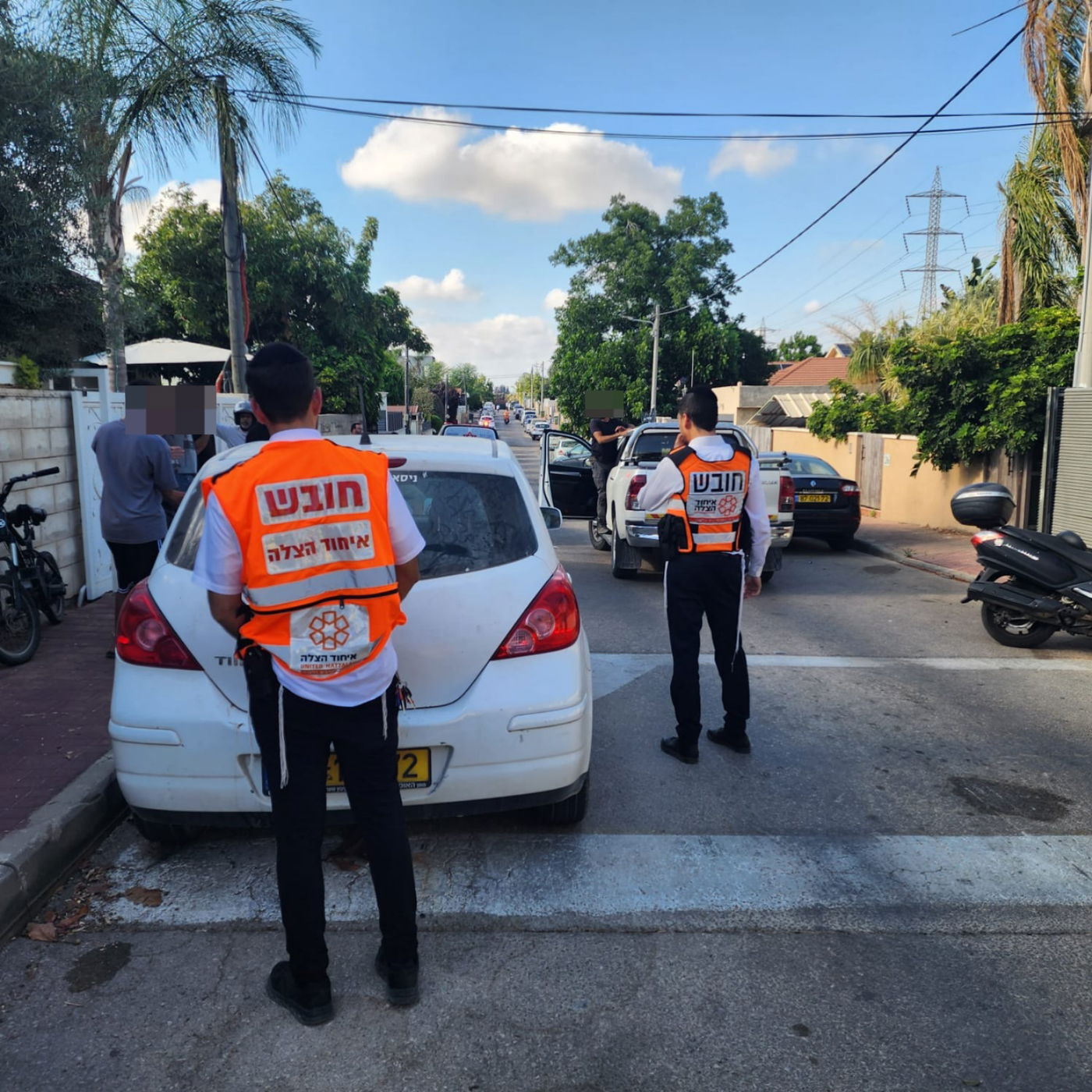 שעות בחום הלוהט: ילב בן 5 ותינוקת בת שנה וחצי נמצאו ברכב במצב קשה