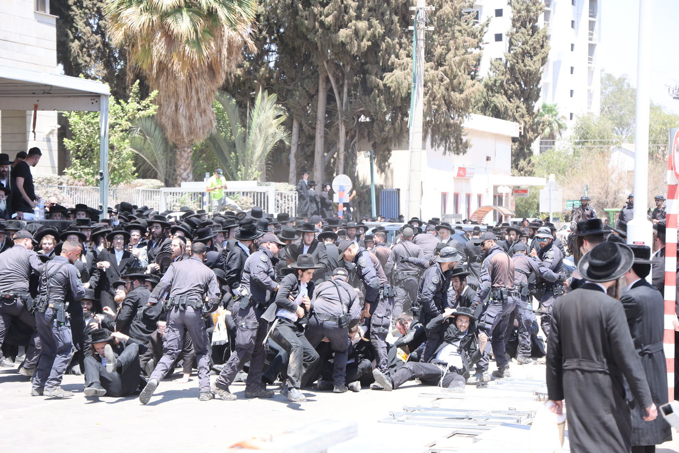 עצרת מחאה ביהוד