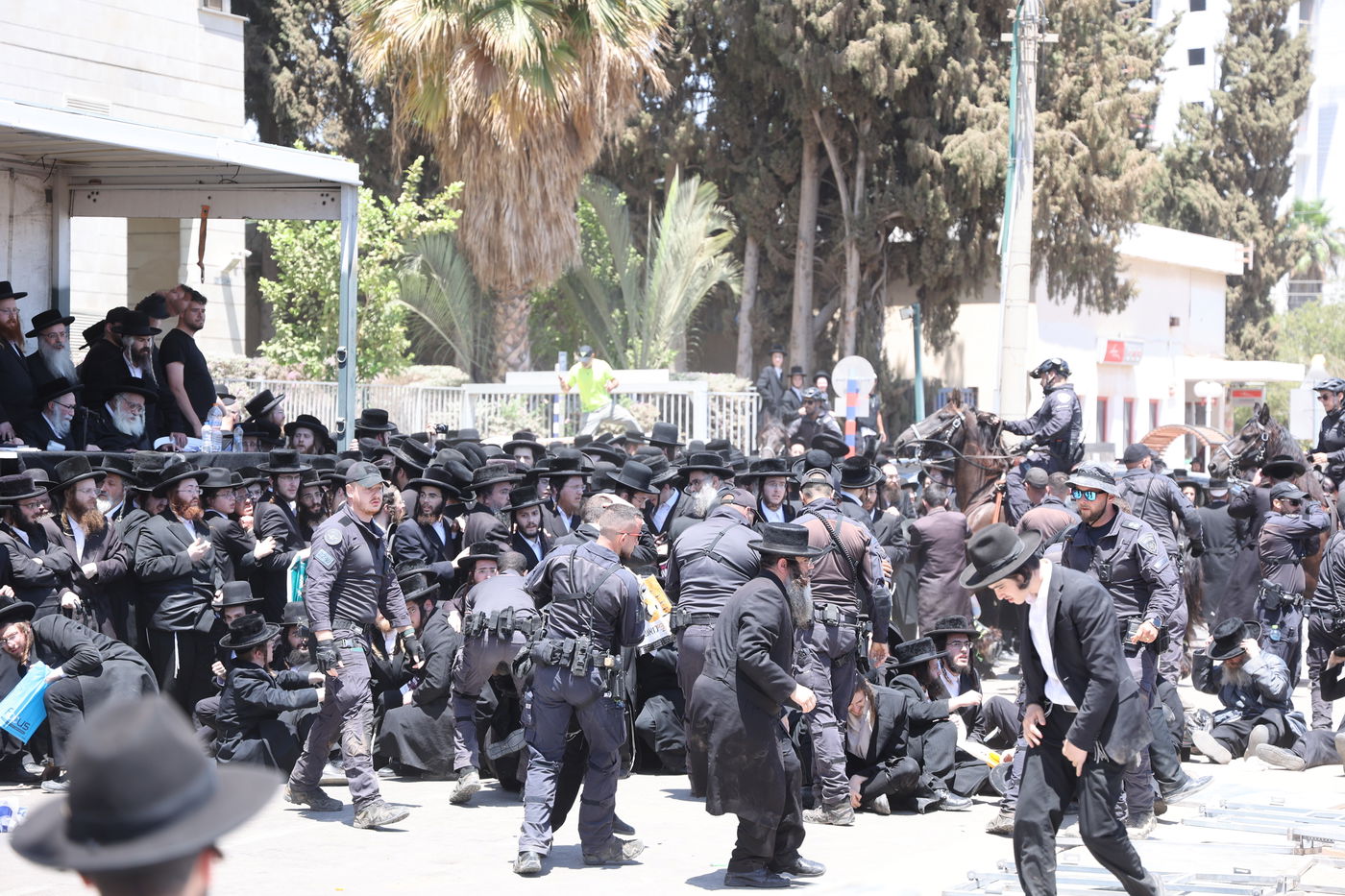 עצרת מחאה ביהוד