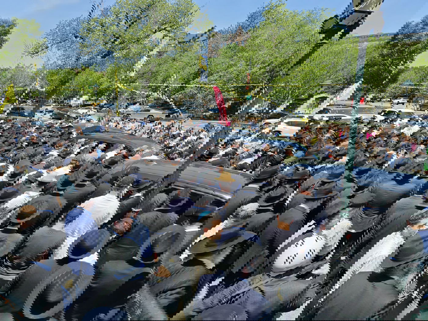 הלוויית המוזיקאי ר' אבי פיאמנטה ז"ל