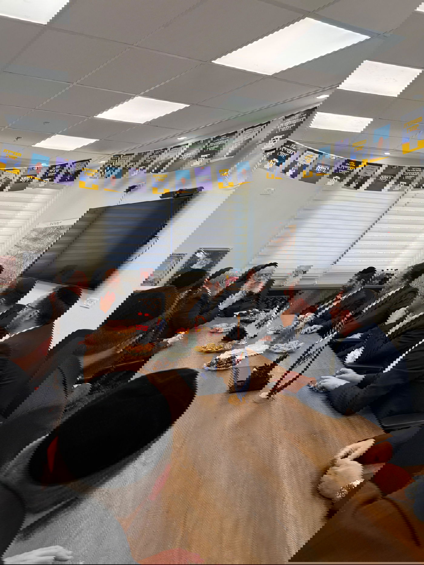 ראש העיר בני ברק מעניק תעודת הוקרה ליועץ הרפואי הרב שמעון רגובי, יו"ר ארגון 'מזור'