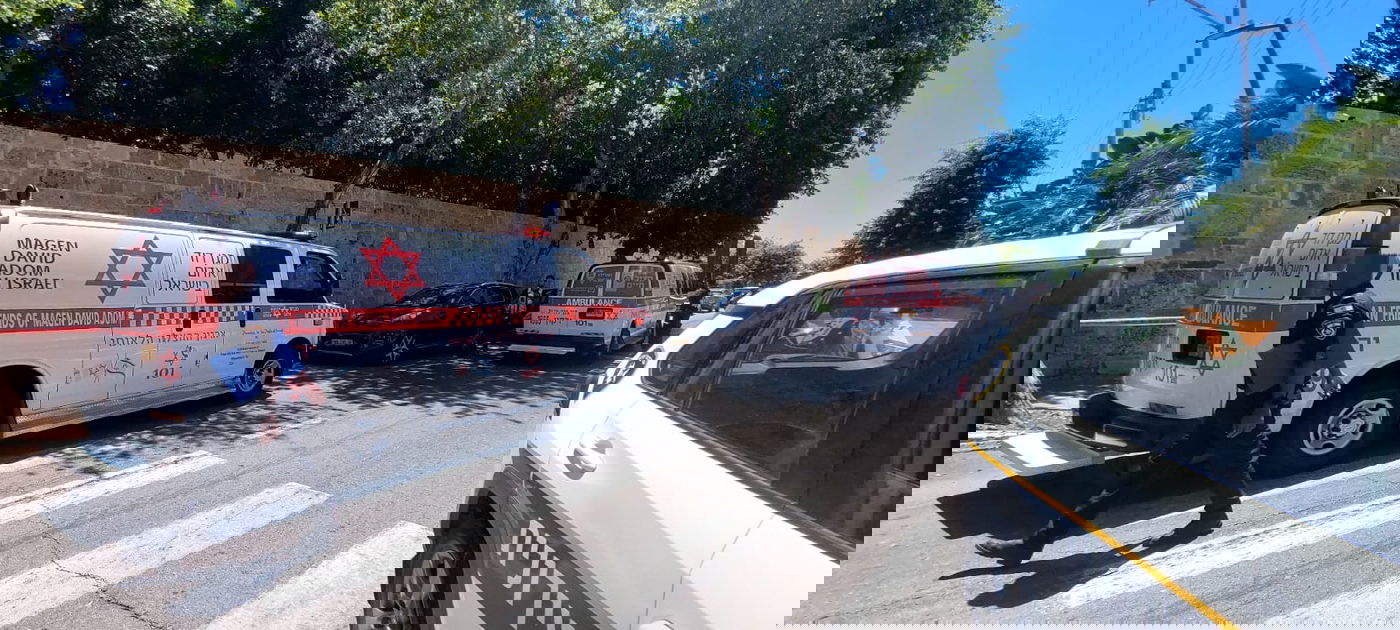 אירוע אלים וחמור בלב גוש דן: בן 40 נפצע קשה בפיצוץ רימון