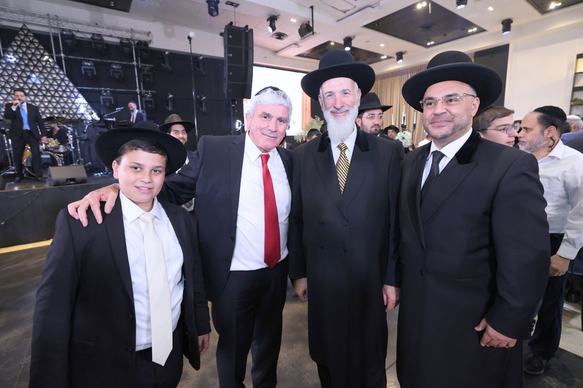 בר מצווה לבנו של אבי אמסלם 