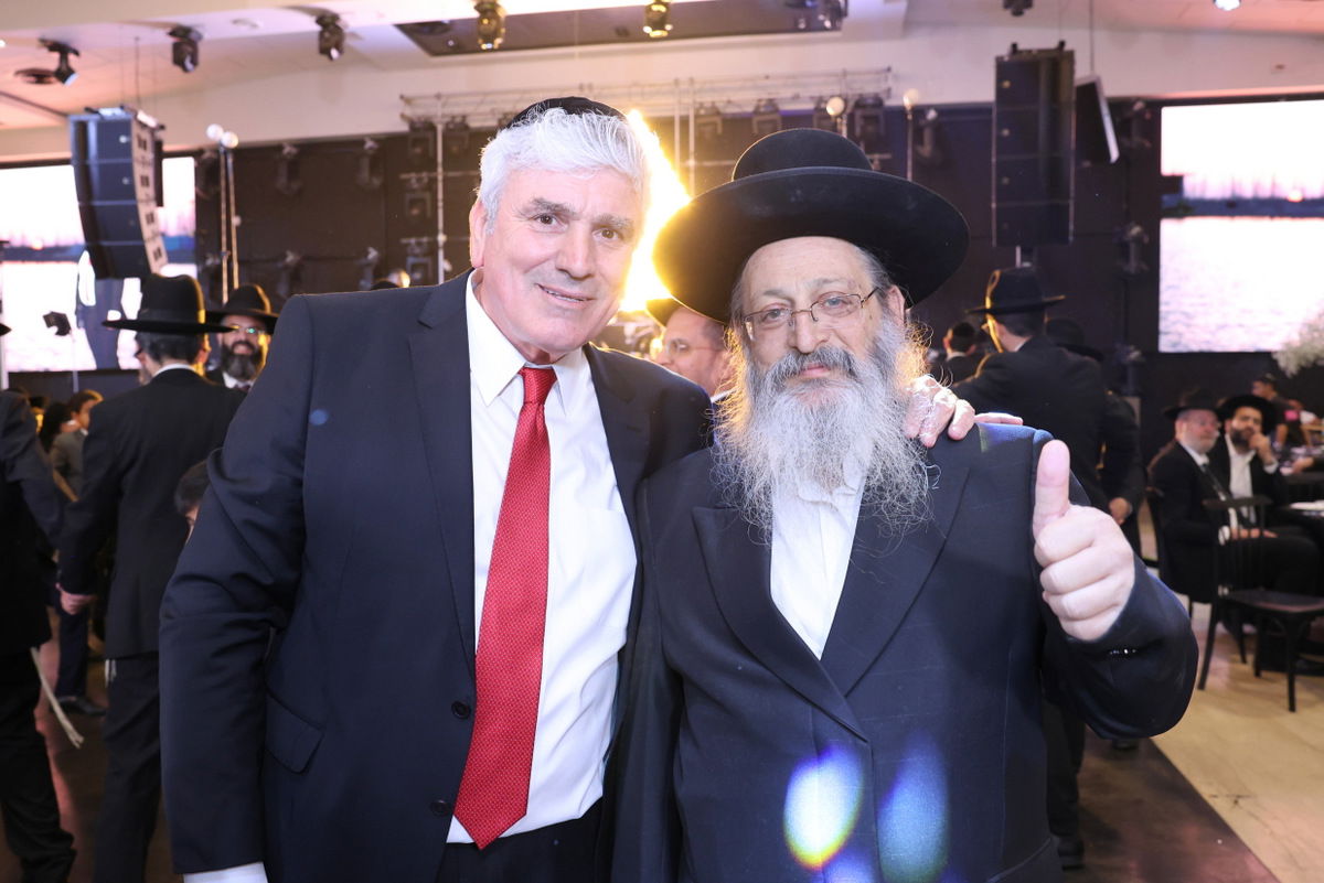 בר מצווה לבנו של אבי אמסלם 