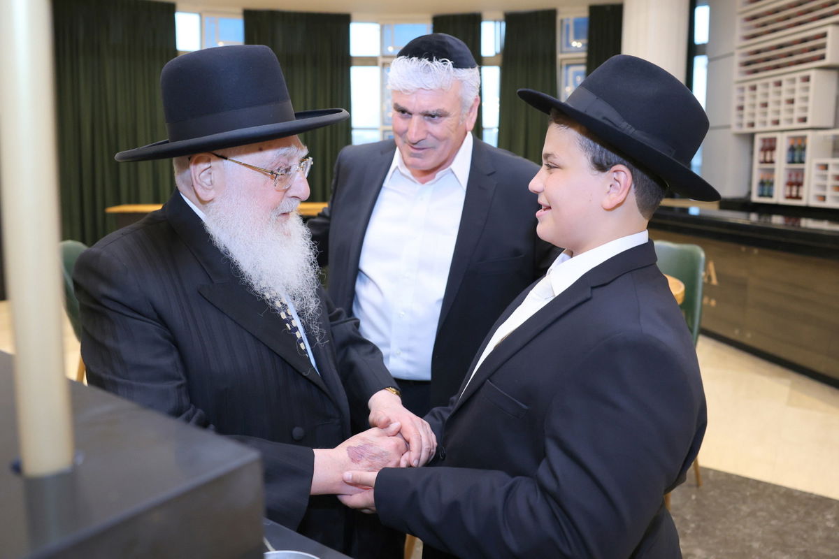 בר מצווה לבנו של אבי אמסלם 