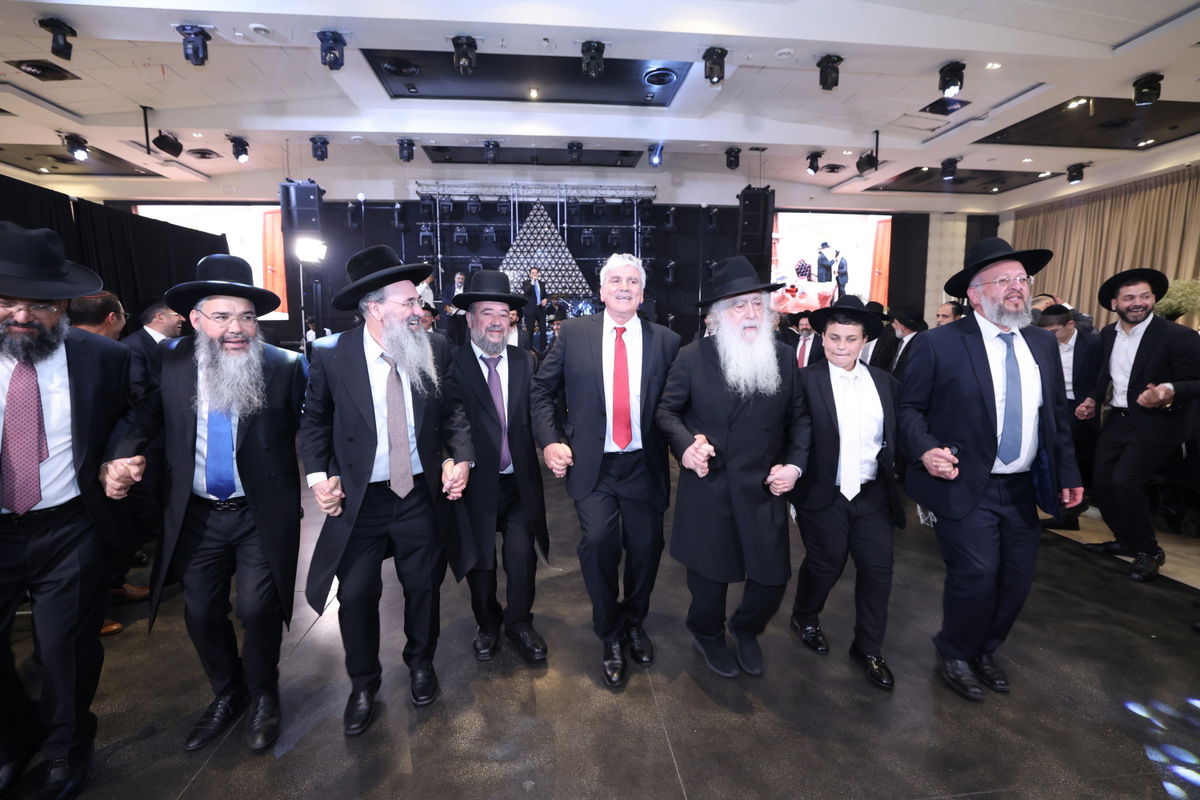 בר מצווה לבנו של אבי אמסלם 