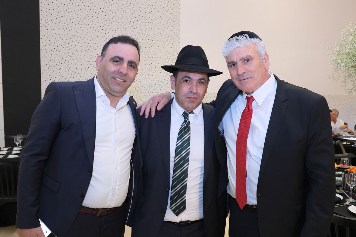 בר מצווה לבנו של אבי אמסלם 