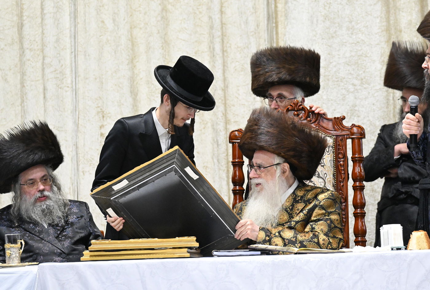 הילולא קדישא בצאנז