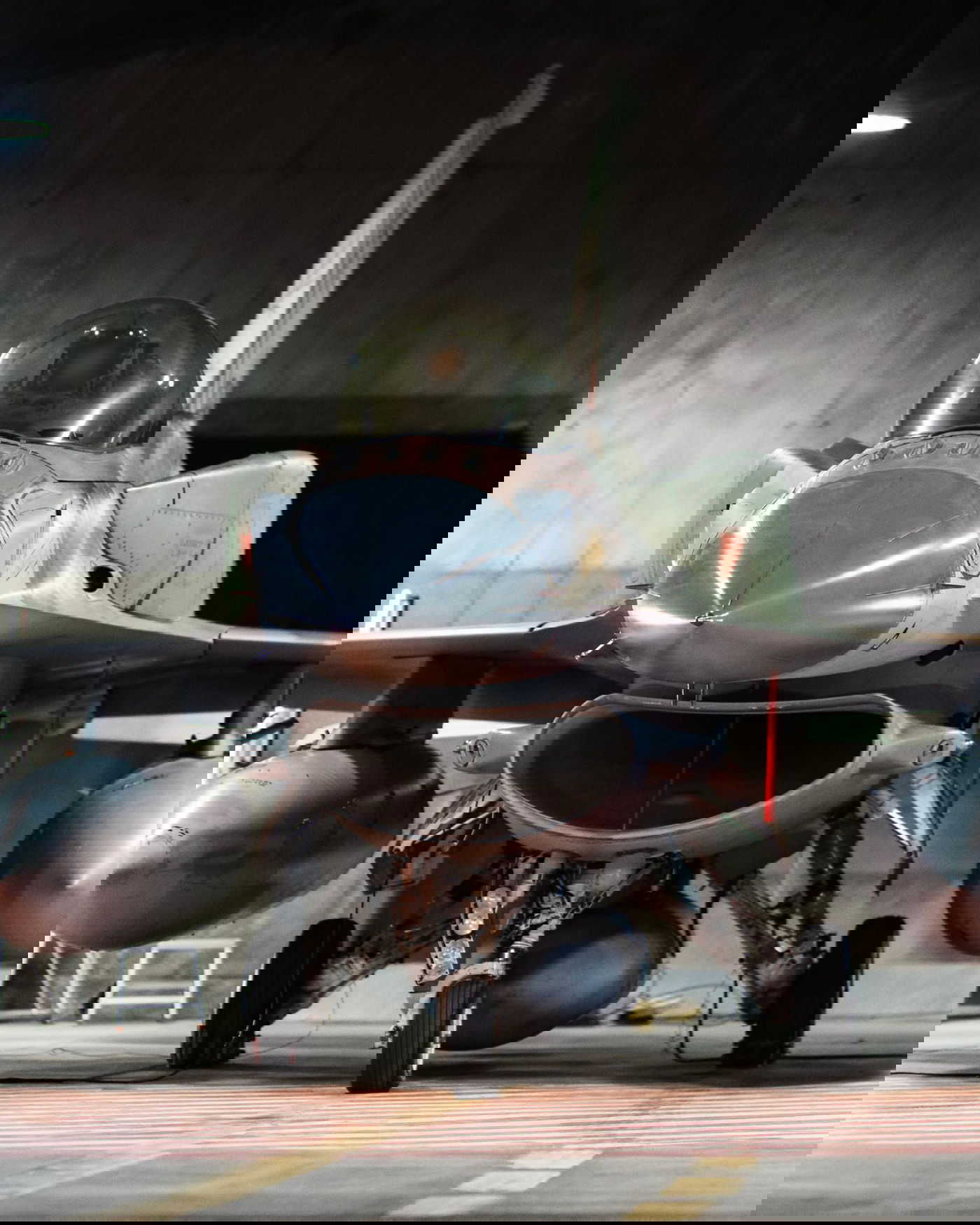 מטוסי הקרב ערוכים לקראת התקיפה