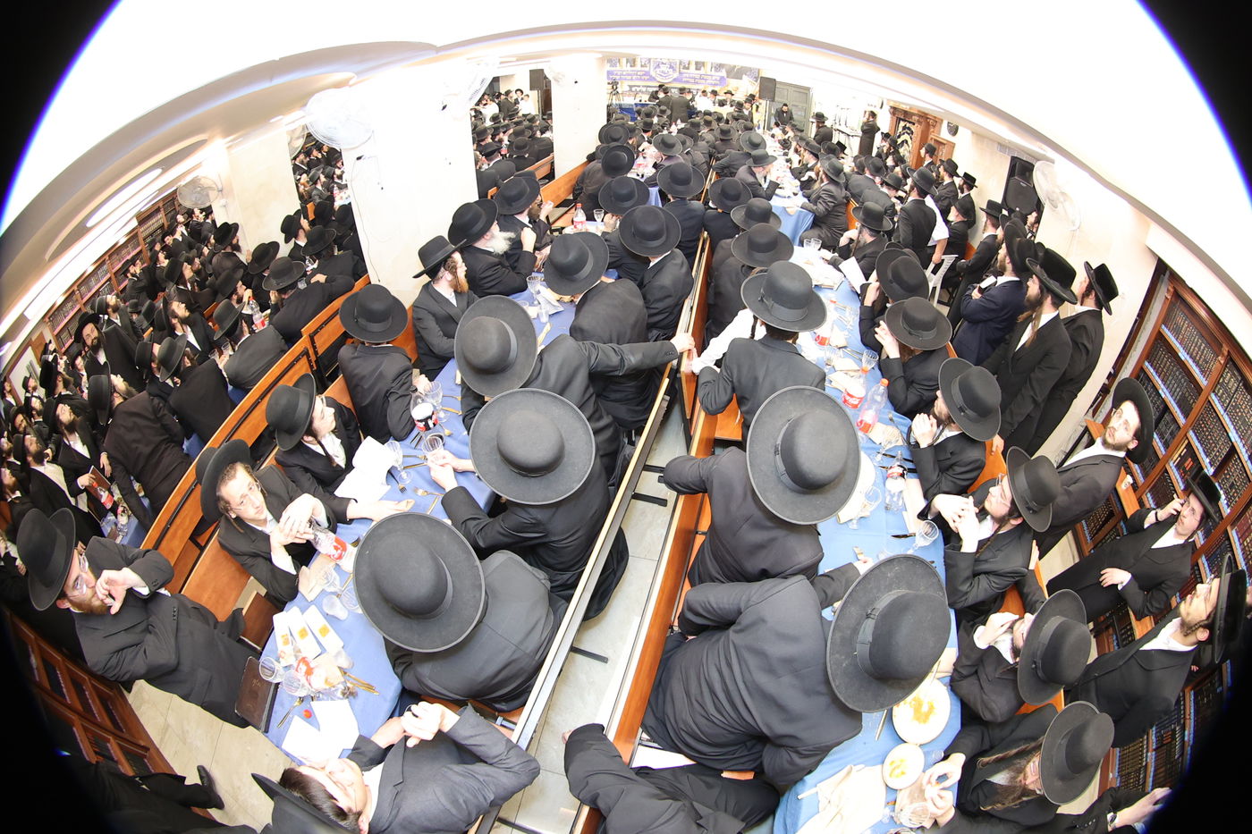 הילולת הרה"ק ה'לב שמחה' מגור בקהילת 'פני מנחם'