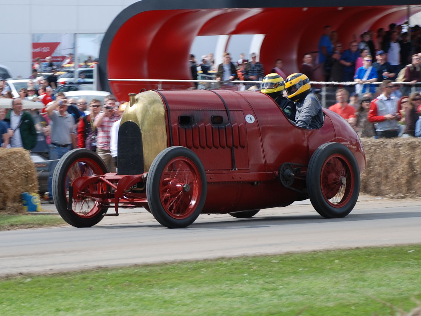 הרכב משמש עד היום כרכב מרוצים בתחרויות שונות. כאן הרכב ב'פסטיבל המהירות' בגודווד 2016