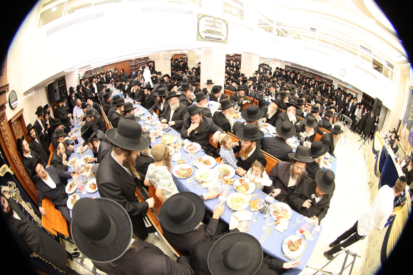 הילולת הרה"ק ה'לב שמחה' מגור בקהילת 'פני מנחם'