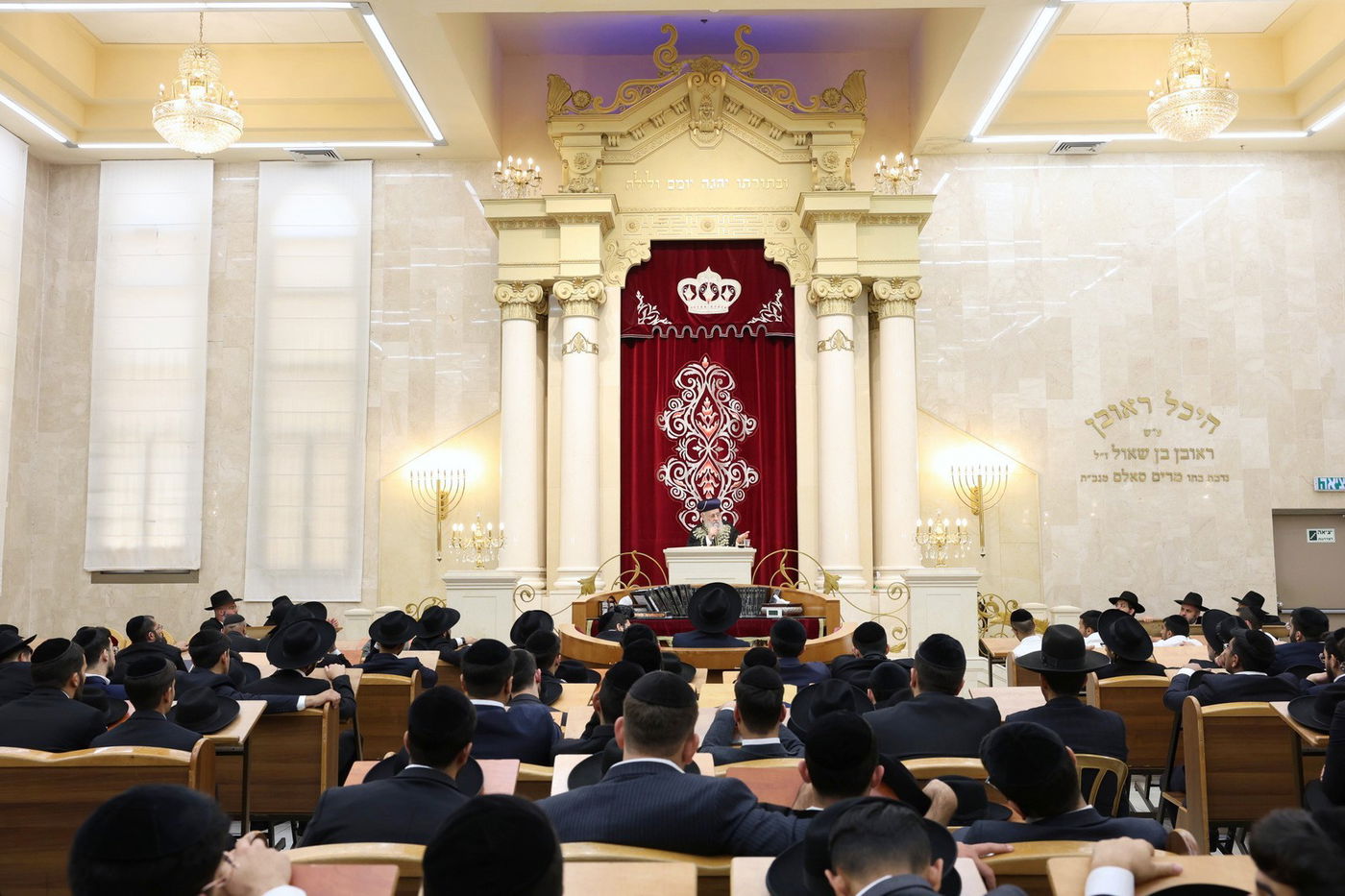 הראשל"צ הגר"י יוסף בביקור בראש העין