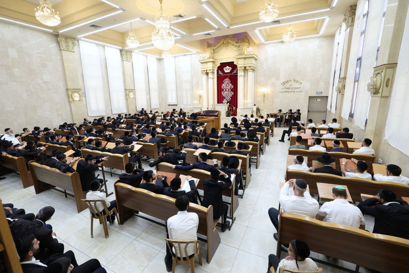 הראשל"צ הגר"י יוסף בביקור בראש העין