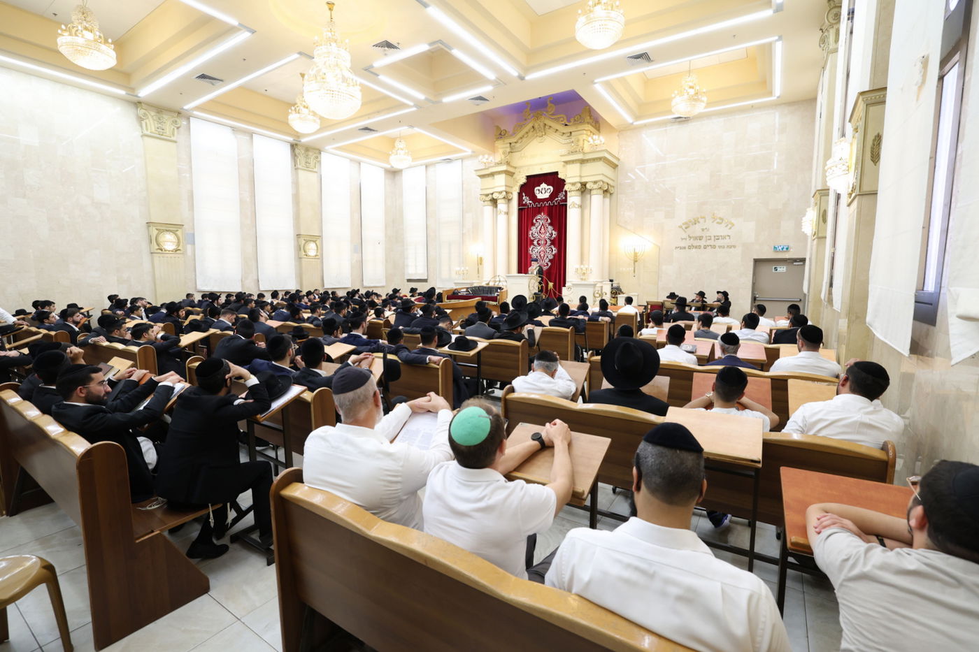 הראשל"צ הגר"י יוסף בביקור בראש העין