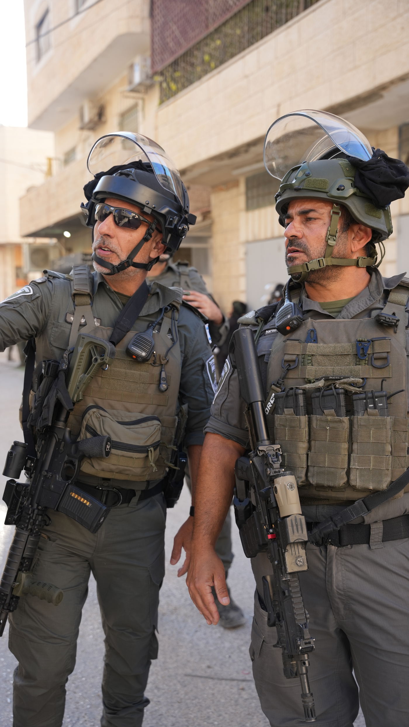 פעילות מסתערבים במחנה הפליטים