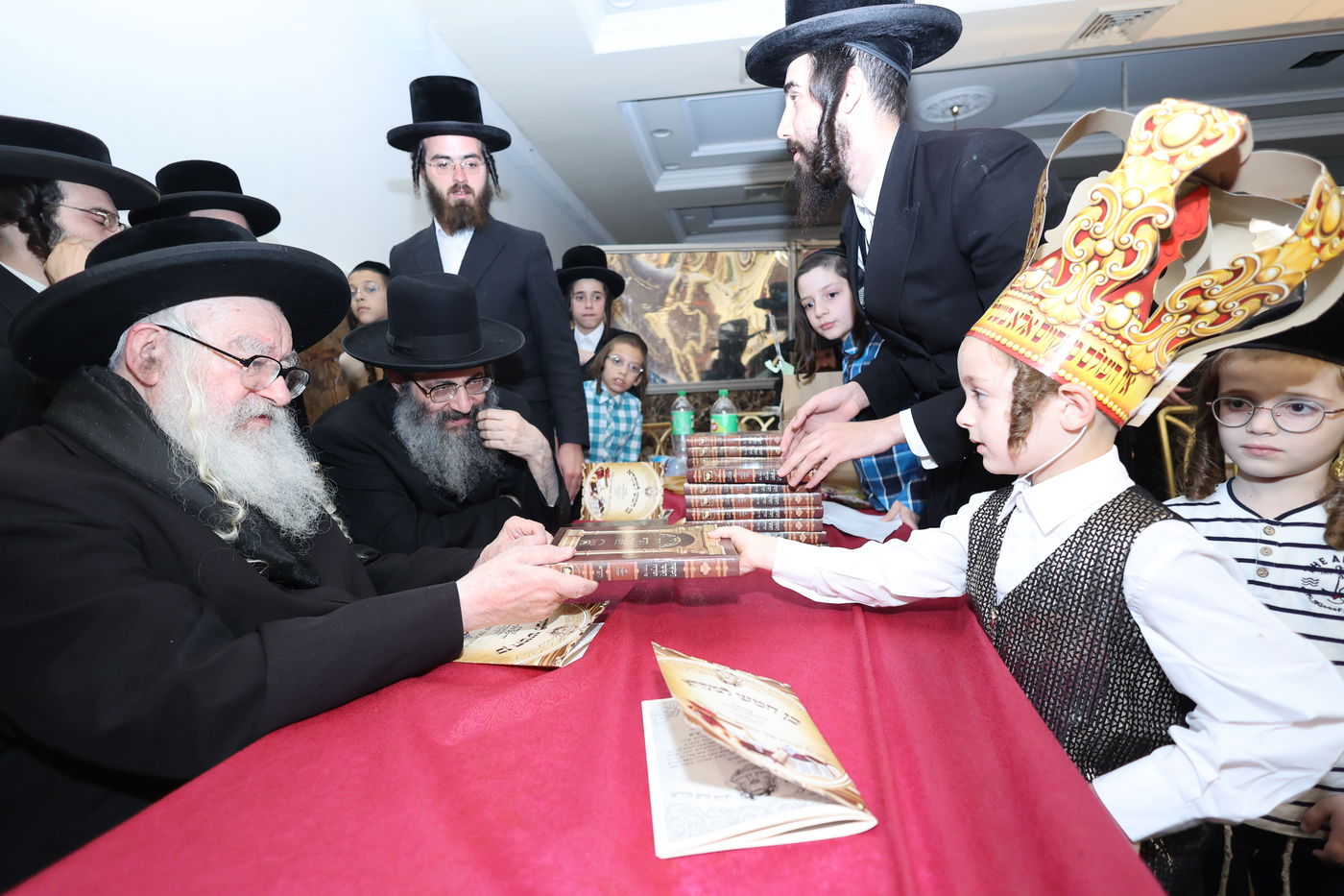 מסיבת חומש בת"ת 'זרע קודש'