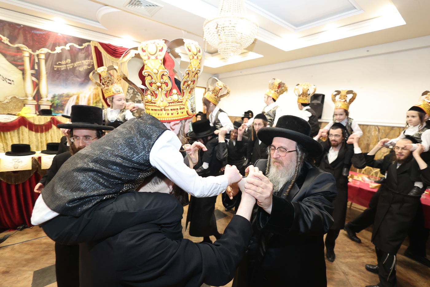 מסיבת חומש בת"ת 'זרע קודש'