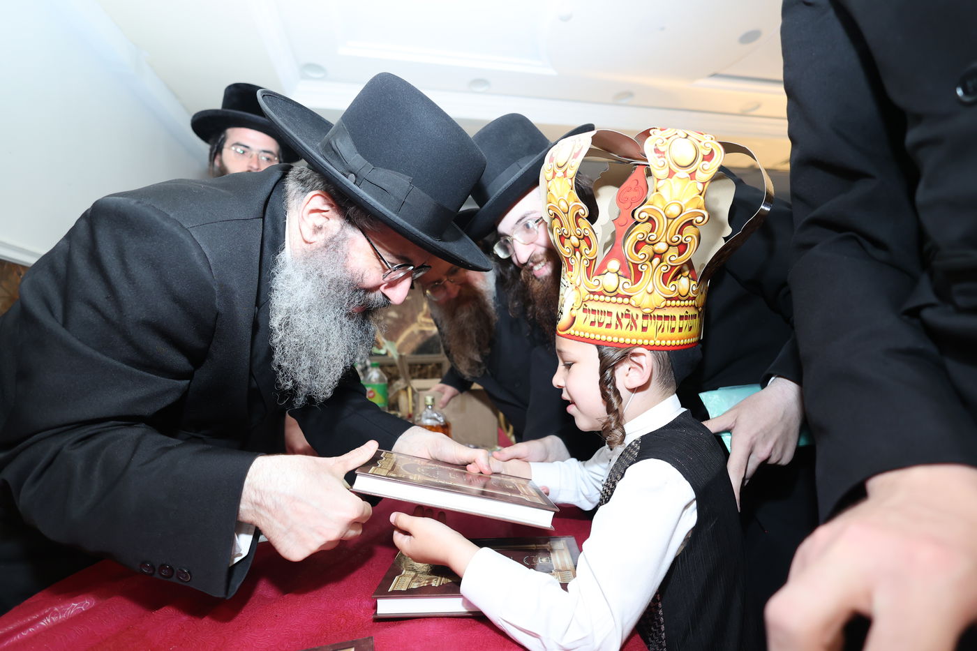 מסיבת חומש בת"ת 'זרע קודש'