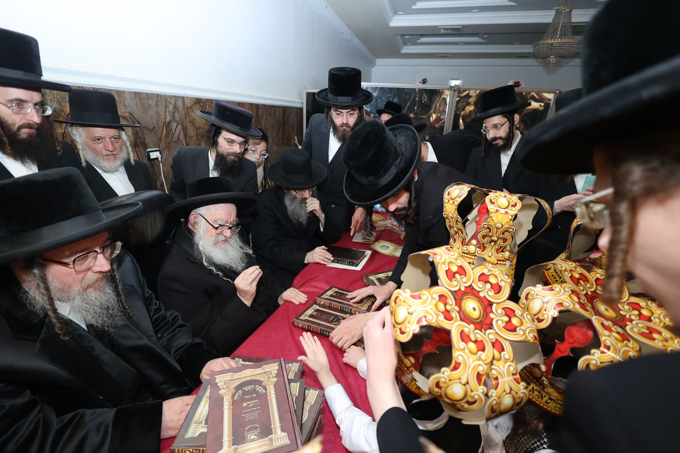 מסיבת חומש בת"ת 'זרע קודש'