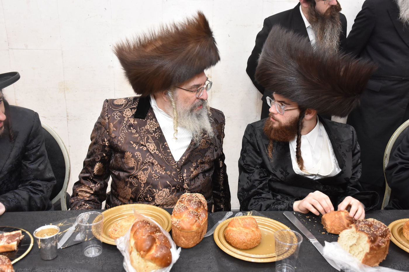 שמחת שבע הברכות בחצרות מאקאווא - טשארנוביל - קאסאן 