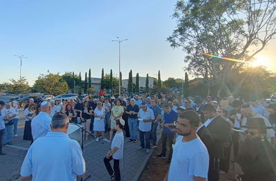 תפילת הודיה בשכונת מאליבו