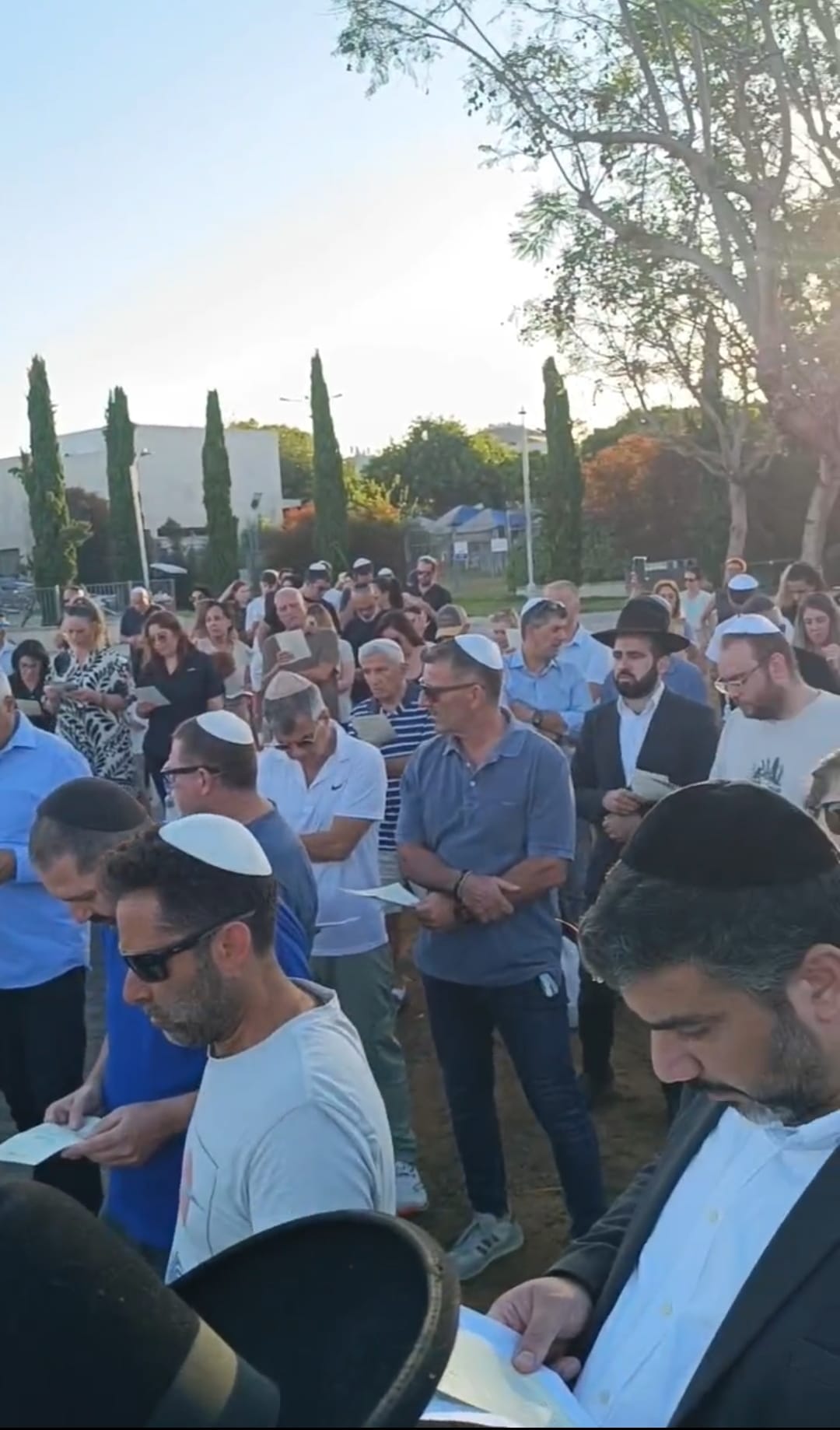 תפילת הודיה בשכונת מאליבו