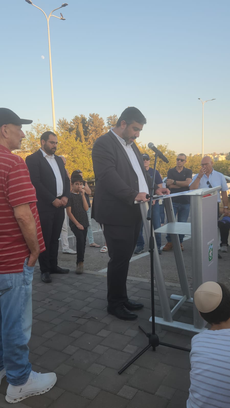 תפילת הודיה בשכונת מאליבו