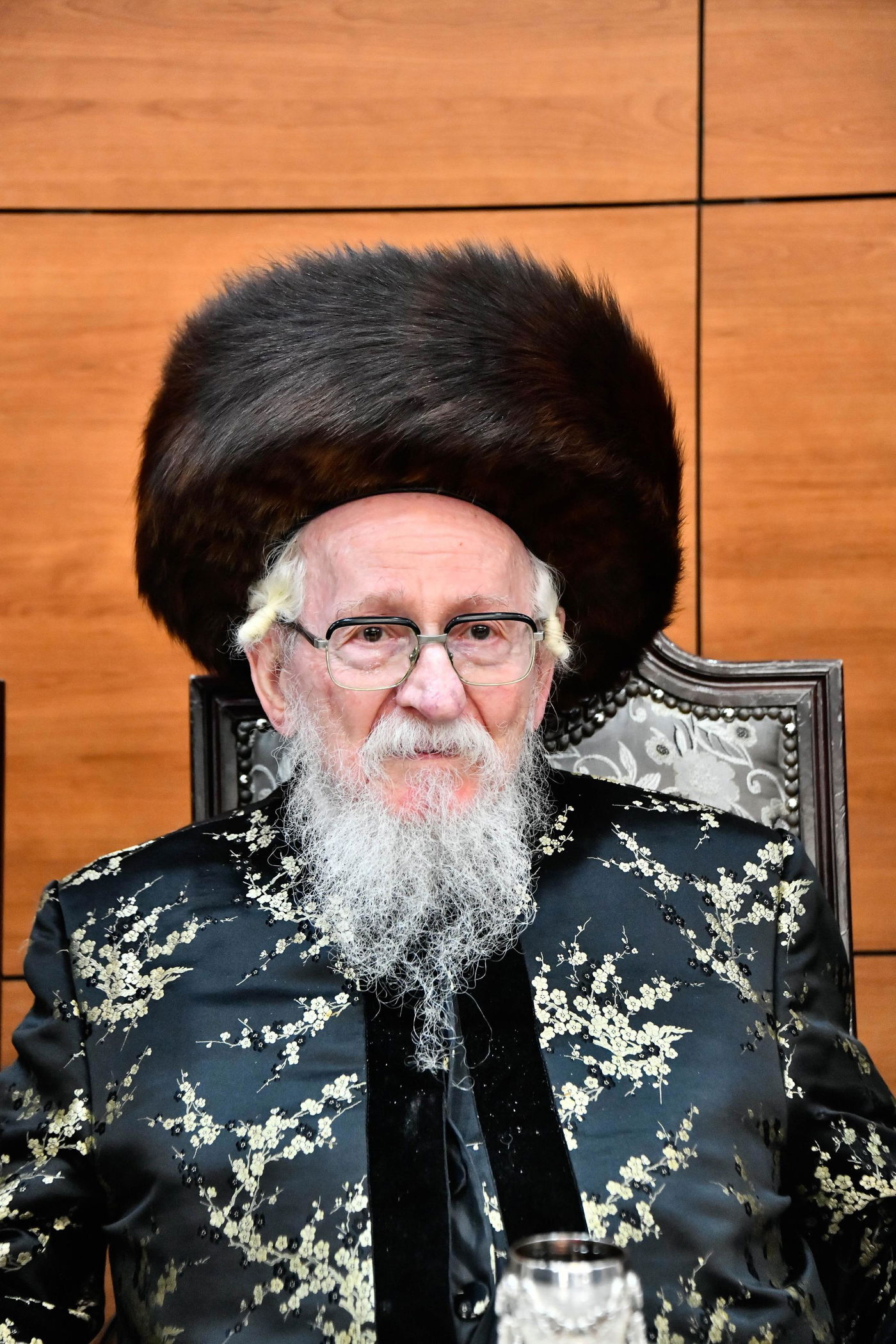 האדמו"ר מנדבורנה בורו פארק