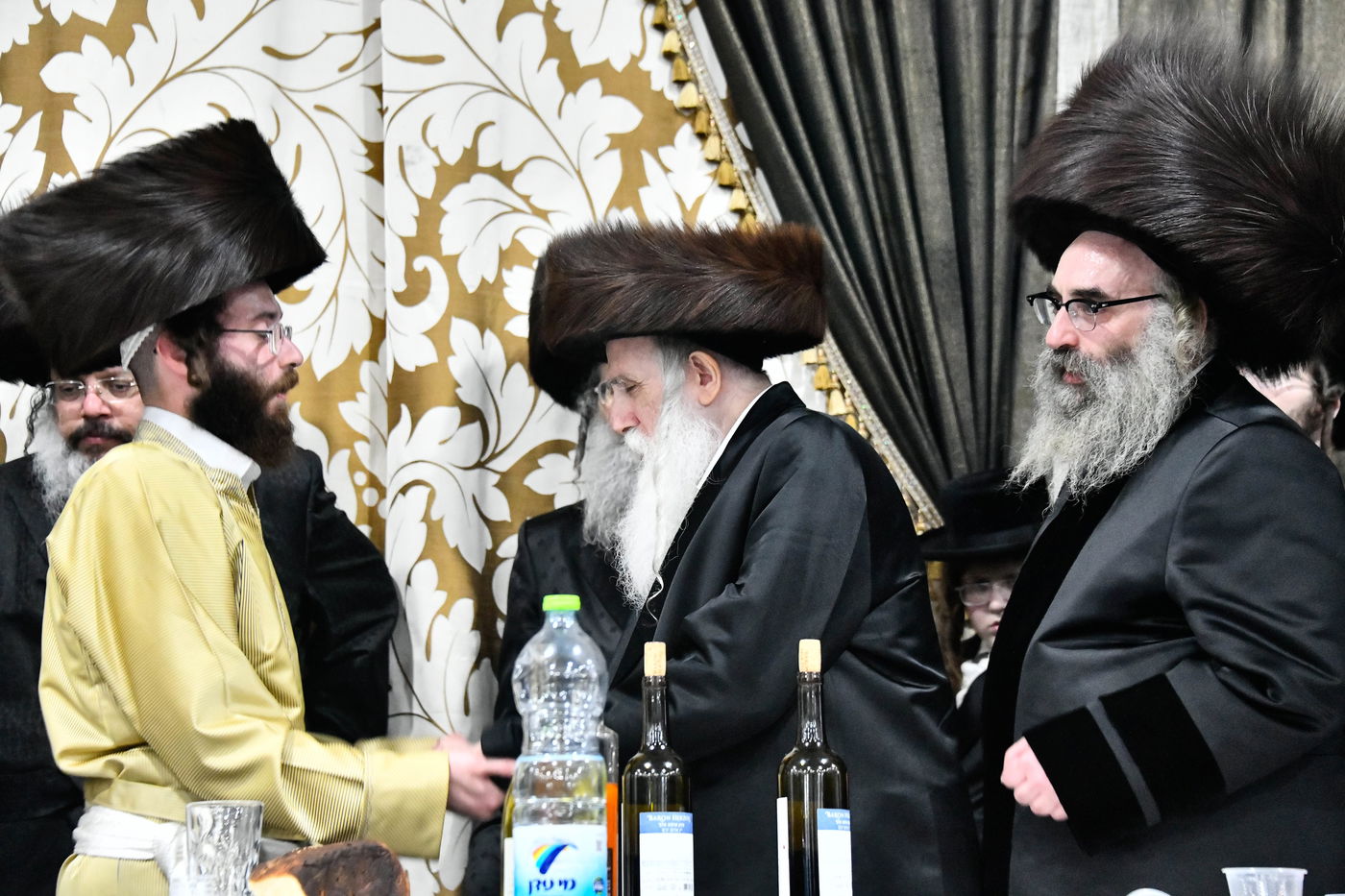 שמחת בית תולדות אברהם יצחק - ספינקא מונסי - זידטשוב ב"ב