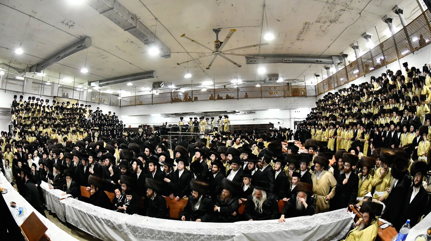 שמחת בית תולדות אברהם יצחק - ספינקא מונסי - זידטשוב ב"ב