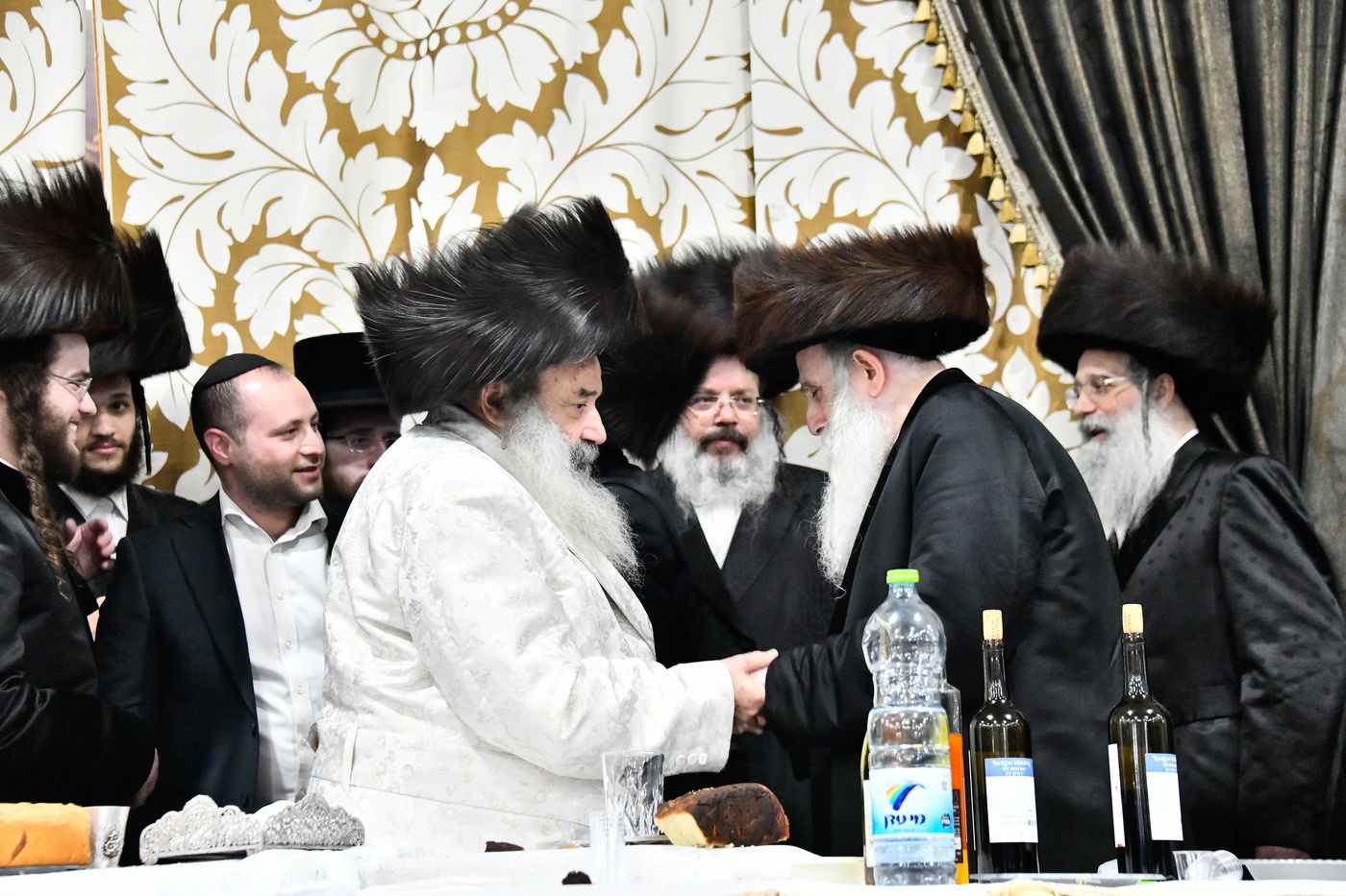 שמחת בית תולדות אברהם יצחק - ספינקא מונסי - זידטשוב ב"ב