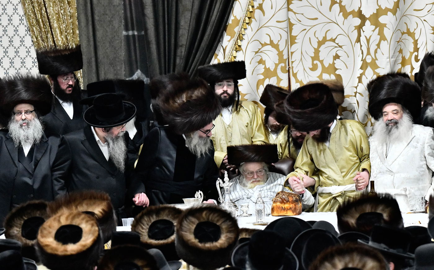 שמחת בית תולדות אברהם יצחק - ספינקא מונסי - זידטשוב ב"ב