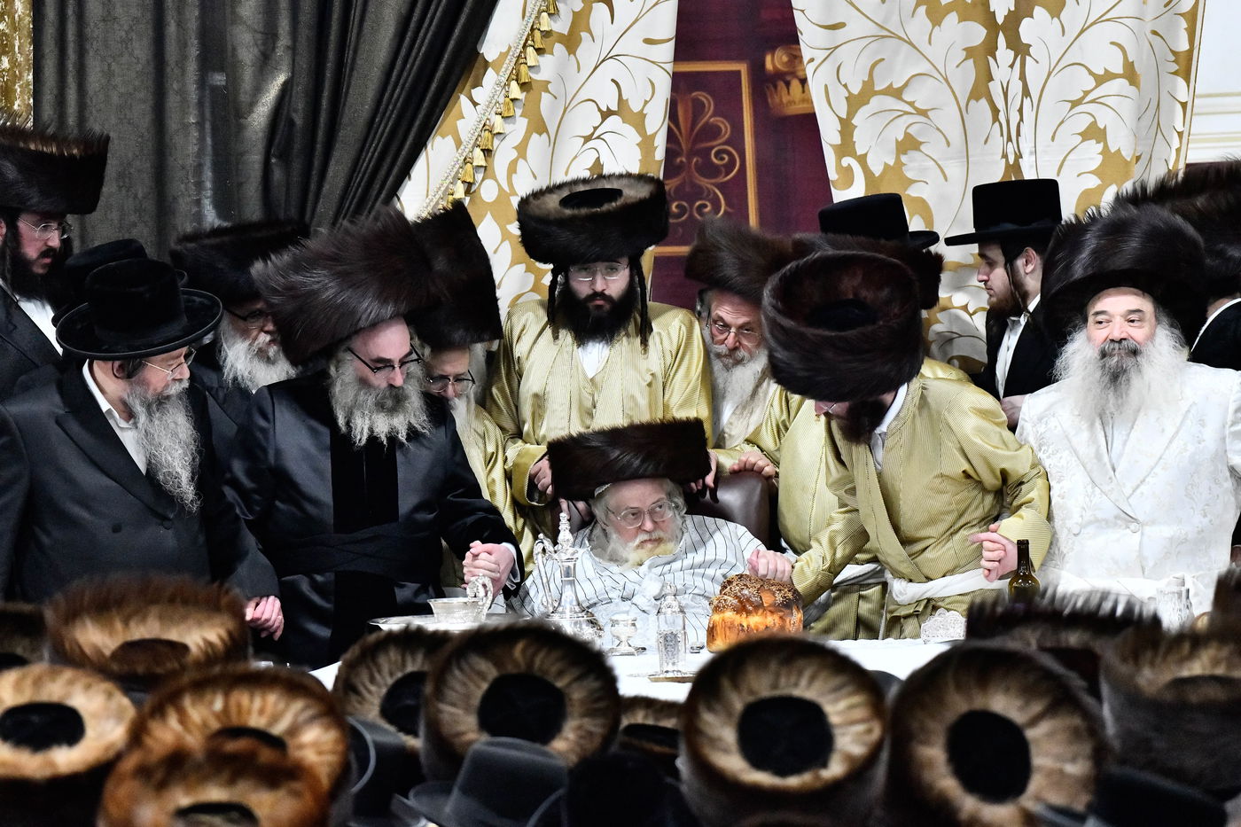 שמחת בית תולדות אברהם יצחק - ספינקא מונסי - זידטשוב ב"ב