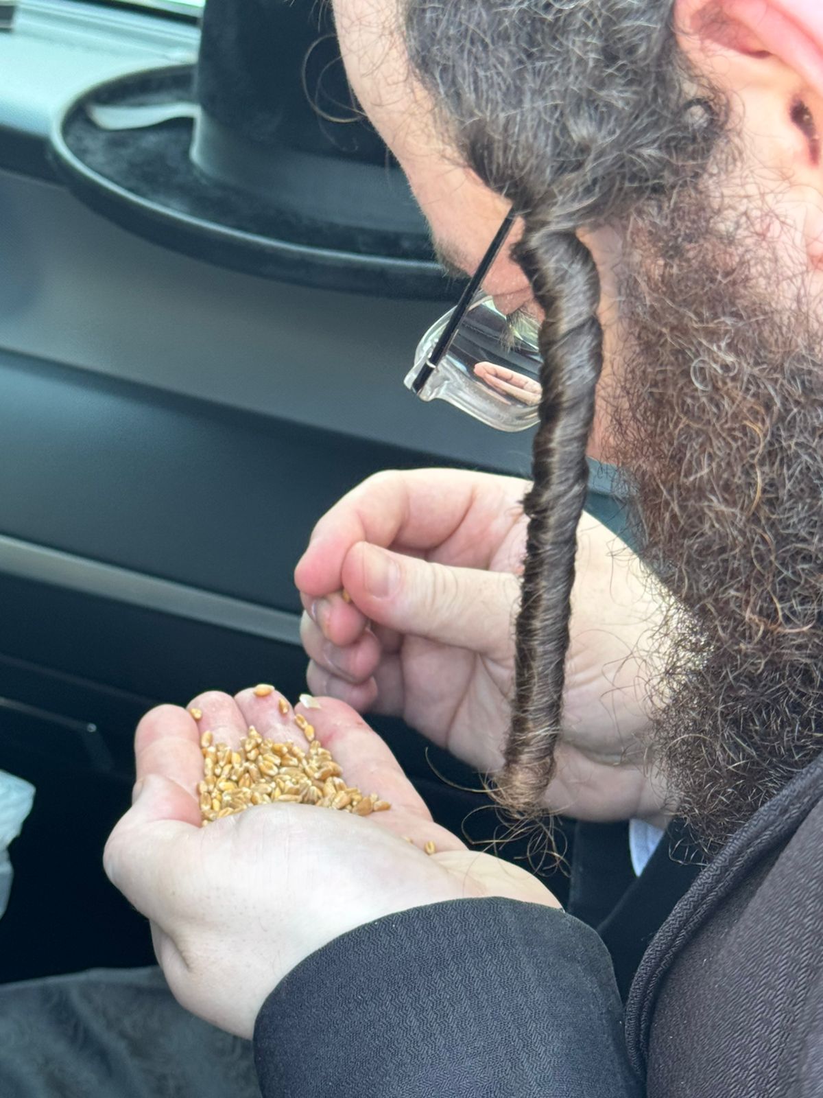 'שיעור כללי' בעיר האוקראינית: הדיין הבכיר מול עשרות ילדי שלוחים